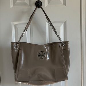 Tory Burch Britton Patent Leather Bag Tote Taupe Gray Grey